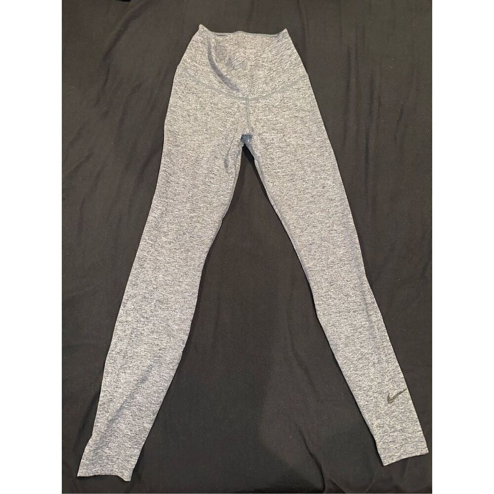Women’s XS gray Nike leggings